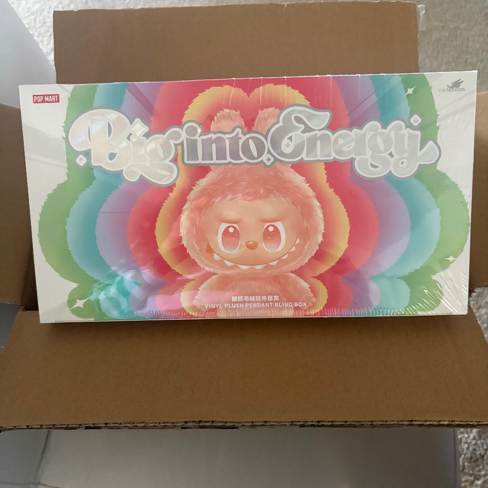 Pop Mart Big Into Energy Blond Bic (6 single blind box)